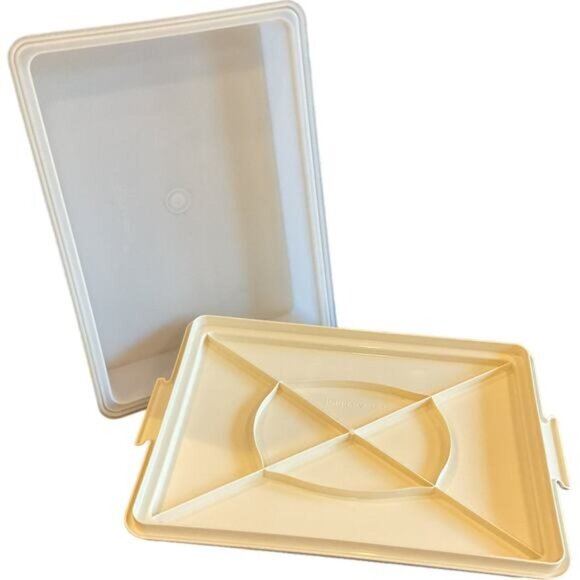 Tupperware Rectangle Cake Carrier With Handle Yellow & White Plastic - Picture 8 of 9